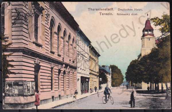  - Terezín (Theresienstadt), Litoměřice, barevná, kolorovaná, pohled ulicí, Německý dům, bicykl