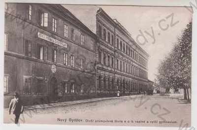  - Nový Bydžov (Hradec Králové), pohled ulicí, škola, gymnázium