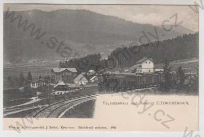  - Lenora (Eleonorhain) - Prachatice, vlak, lokomotiva, vagon, turistický dům, částečný záběr města, DA