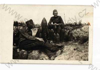  - Vojáci, náboje, 1. sv. válka