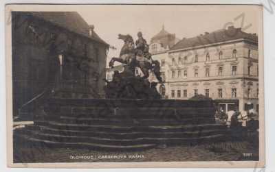  - Olomouc, Caesarova kašna, kůň, Foto-fon