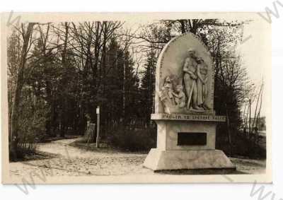  - Dobruška, Rychnov nad Kněžnou, pomník padlým, Grafo Čuda Holice
