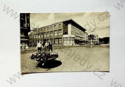  - Pardubice - třída Míru, náměstí Osvobození, hotel Grand, Orbis