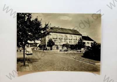  - Moravský Krumlov - náměstí, Orbis, AUTO