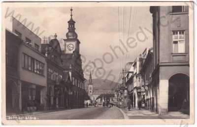  - Vrchlabí - ulice, radnice, kostel