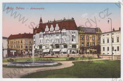  - Moravská Ostrava (Mähr. Ostrau), Ostrava, barevná, náměstí, vodotrysk, obchod