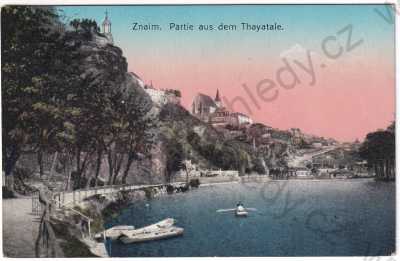  - Znojmo - Dyje, loďka, část města, kolorovaná