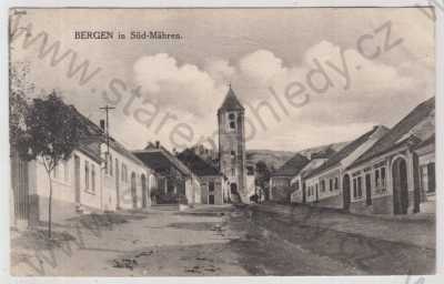  - Perná (Bergen) - Břeclav, pohled ulicí