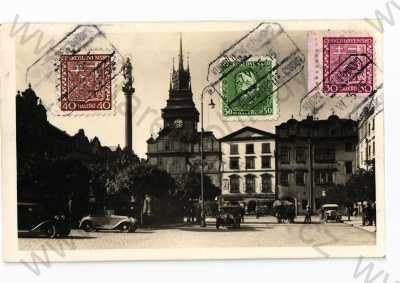 - Pardubice, náměstí, automobil