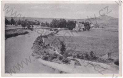  - Křesín - celkový pohled, most, kostel