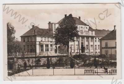  - Blatná (Strakonice), budova, hřiště, lavička, Fototypia-Vyškov