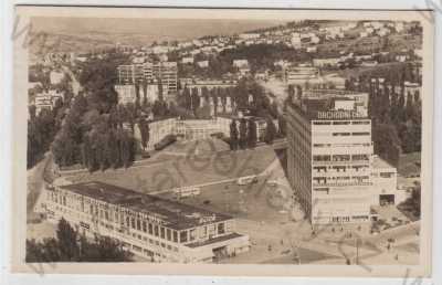  - Zlín (Gottwaldov), pohled z mrakodrapu, autobus, automobil