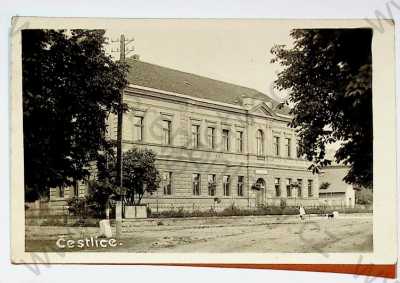  - Čestlice - pohled ulicí