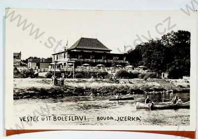  - Vestec u Staré Boleslavi - bouda Jizerka, vodáci, lodě