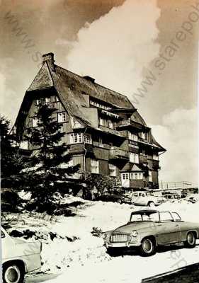  - Cínovec - hotel Pomezí, AUTO, zimní motiv, Orbis, velký formát, foto Paudera