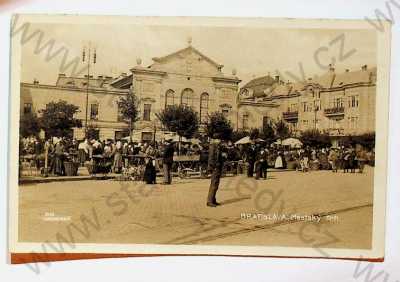  - Slovensko - Bratislava - náměstí, Městský trh, stánky