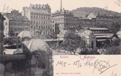  - Karlovy Vary, Karlsbad, částečný záběr města, kolonáda, DA
