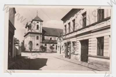  - Dašice (Pardubice), pohled ulicí, obchod, kostel, Grafo Čuda Holice